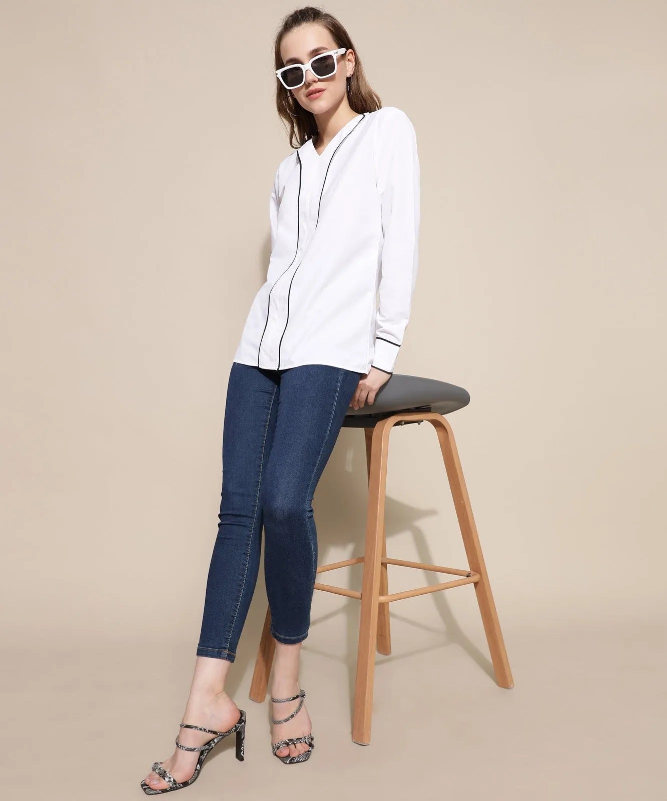 Women Formal White V-Collar Top - ModaLady